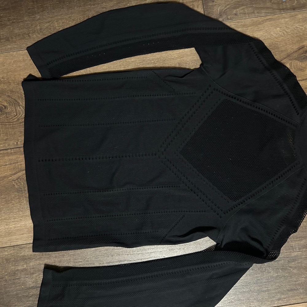 Athleta Trophy Seamless Mesh Athleisure Activewear Perforated Yoga Running - Picture 3 of 3
